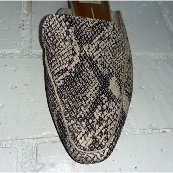 Dolce Vita Halee Slip On Mules in Stone Snake Print Leather Size 6.5 Flats Slide - Picture 8 of 11
